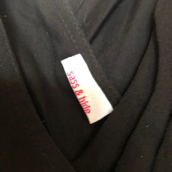 Sass & Bide 100% Silk Sleeveless Top, Black w/ Charteuse Accents- Sz 0 - EUC - Picture 4 of 7